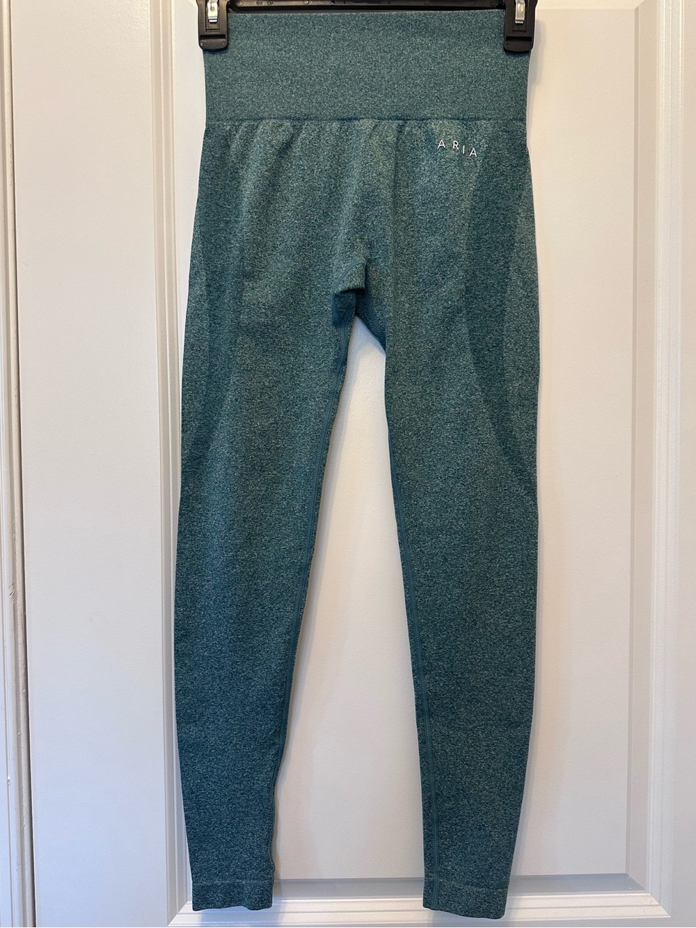 ARIA Teal Green Women’s Gym Training Leggings Size Small